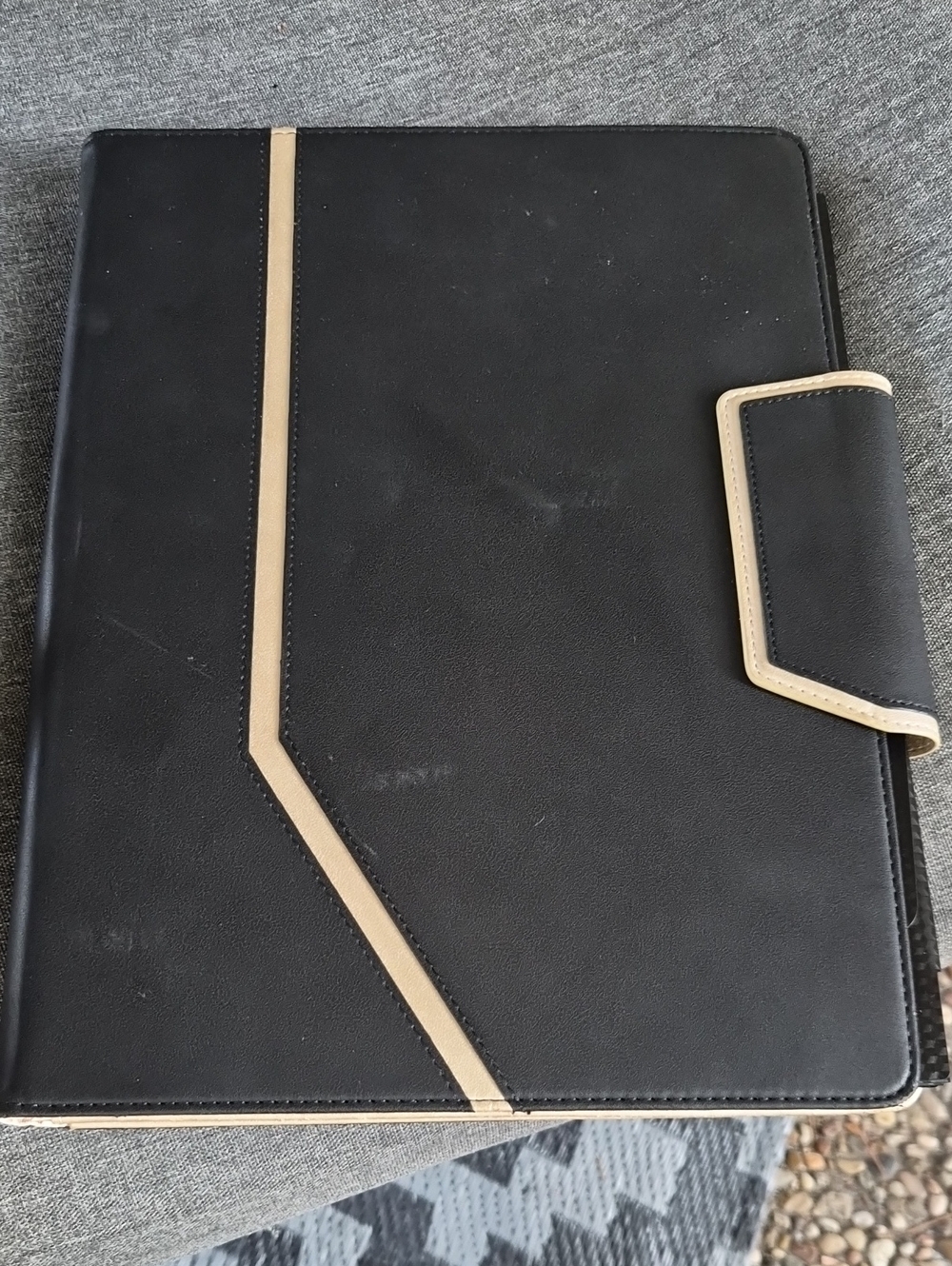 Toplive Executive Folio Case with Gold Accent - Black